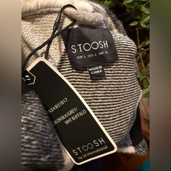 Stoosh NWT Wool-Mix Panel Buffalo Plaid Shacket Sz L - Picture 7 of 8